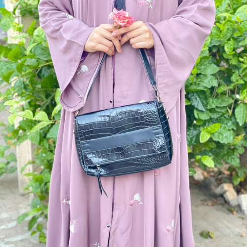 The Willow Embroidered Abaya - Image 5