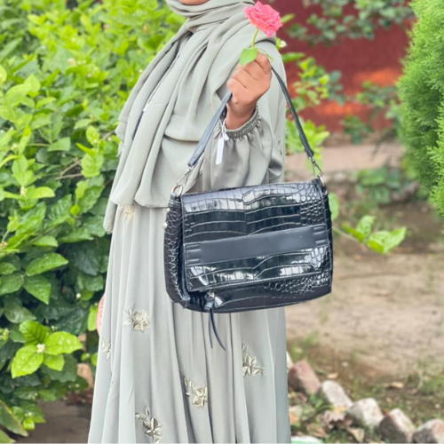 The Serene Embroidered Abaya - Image 7